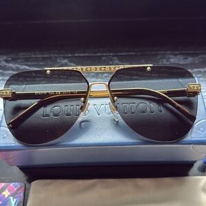 Louis Vuitton Ash 1.1 Millionaires Pilot Z1261W Gold Rimless Aviators